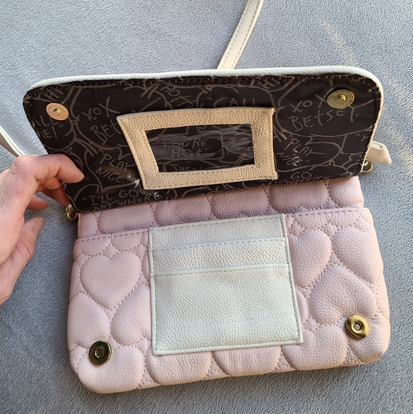 Betsey Johnson Hearts Purse - Picture 2 of 5